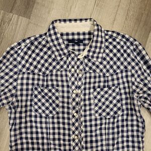 Gap women's plaid shirt